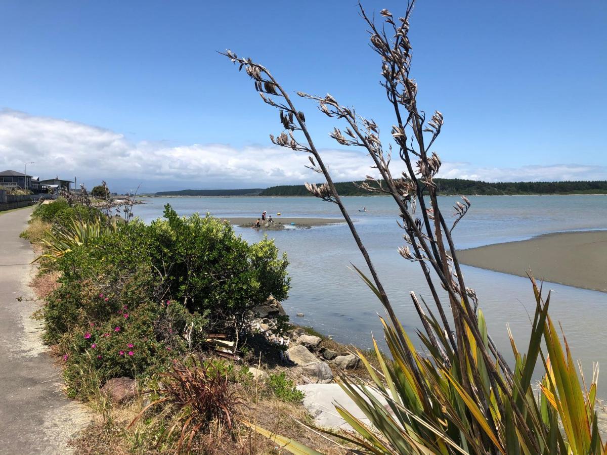 Nikau'S On Palmer Foxton Beach Eksteriør bilde